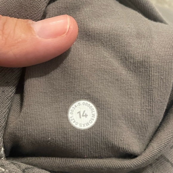 Women’s Lululemon Warm Down Jogger Pants 7/8 Length Thread Dye Rover Black Sz 14 - Picture 9 of 11